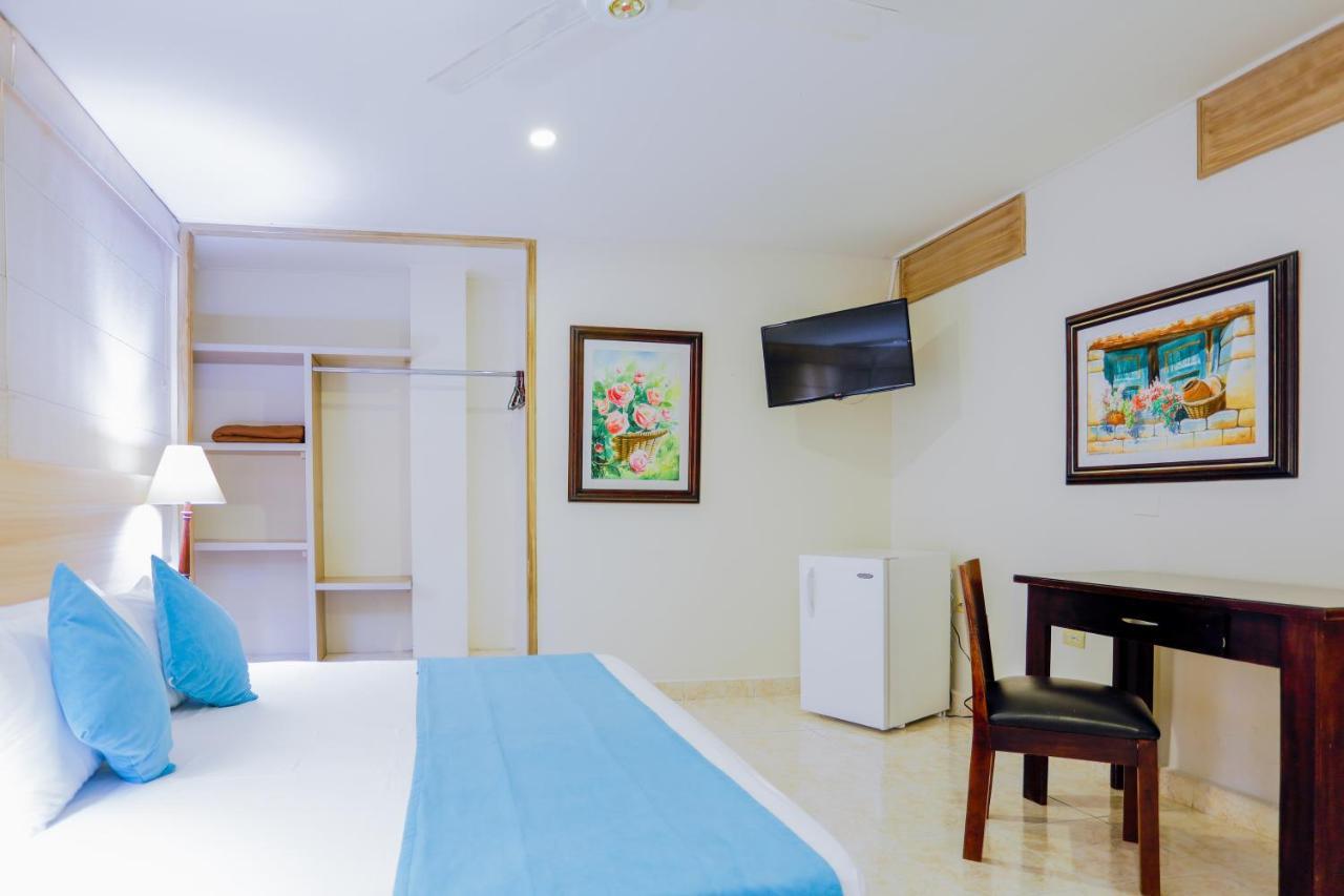 Hotel San Carlos Barrancabermeja Εξωτερικό φωτογραφία