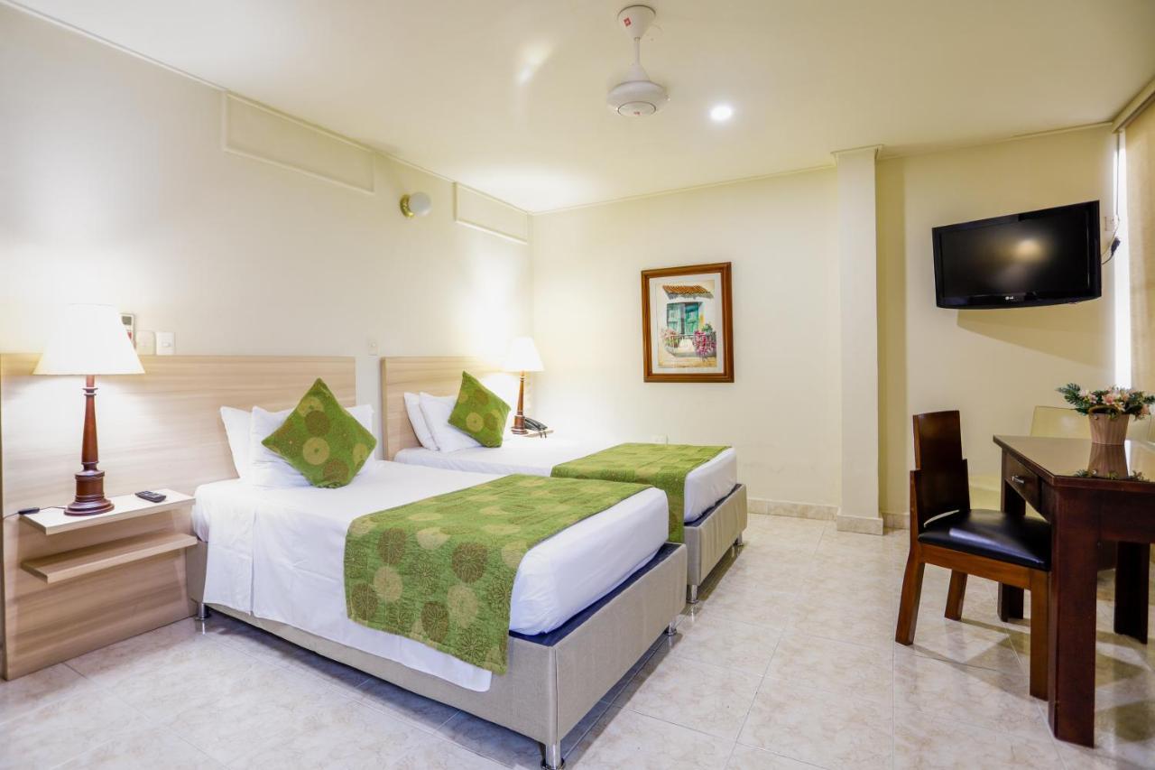 Hotel San Carlos Barrancabermeja Εξωτερικό φωτογραφία