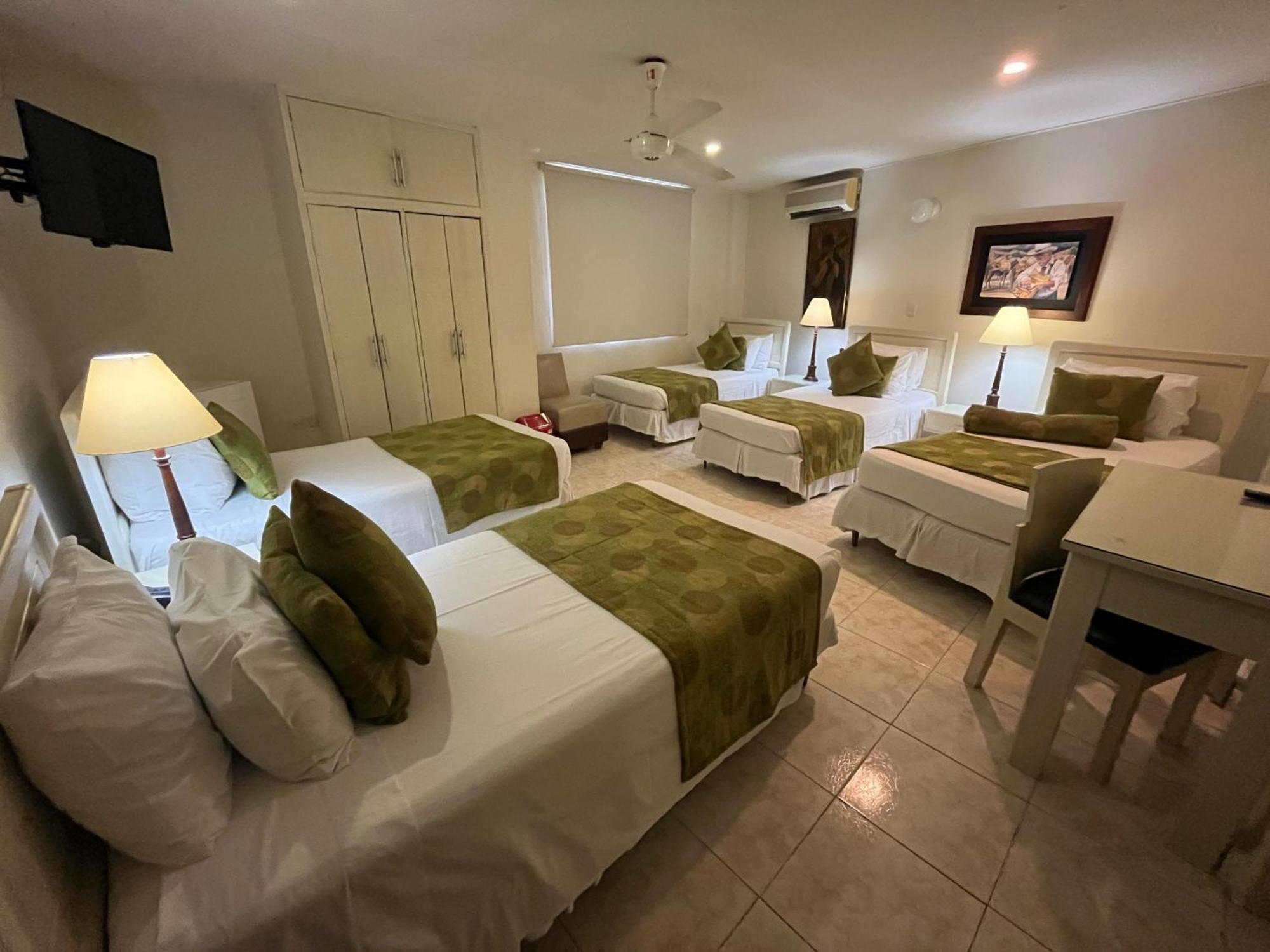Hotel San Carlos Barrancabermeja Εξωτερικό φωτογραφία