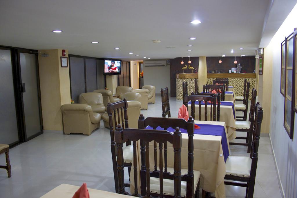Hotel San Carlos Barrancabermeja Εξωτερικό φωτογραφία