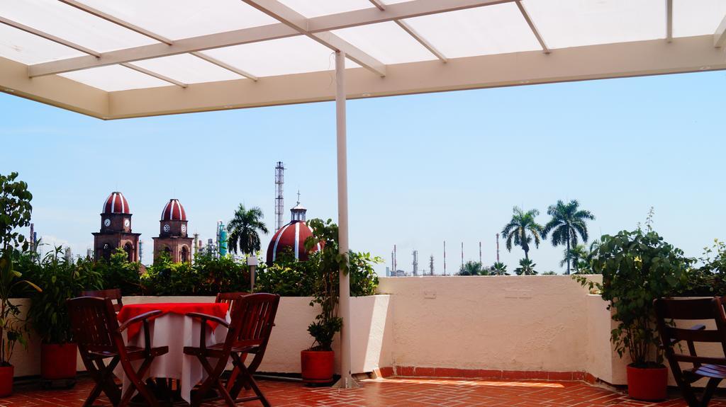 Hotel San Carlos Barrancabermeja Εξωτερικό φωτογραφία