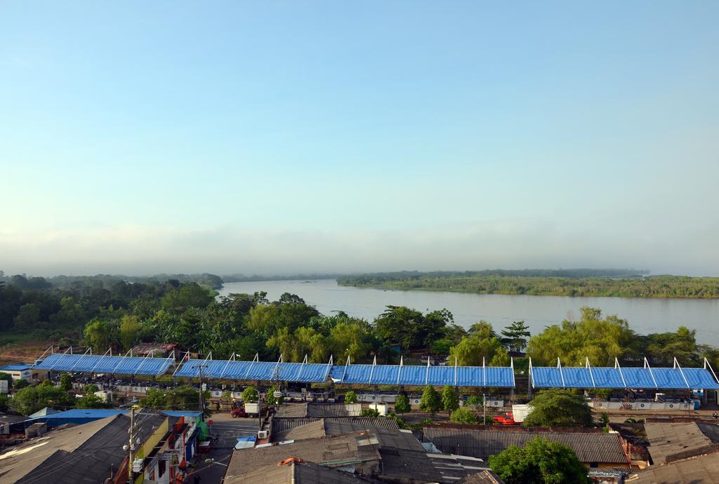 Hotel San Carlos Barrancabermeja Εξωτερικό φωτογραφία